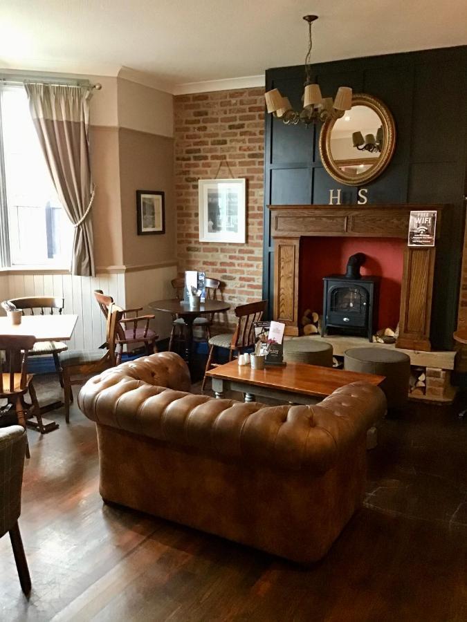 The Holystone Bar & Restaurant Hotel Forest Hall Exterior photo